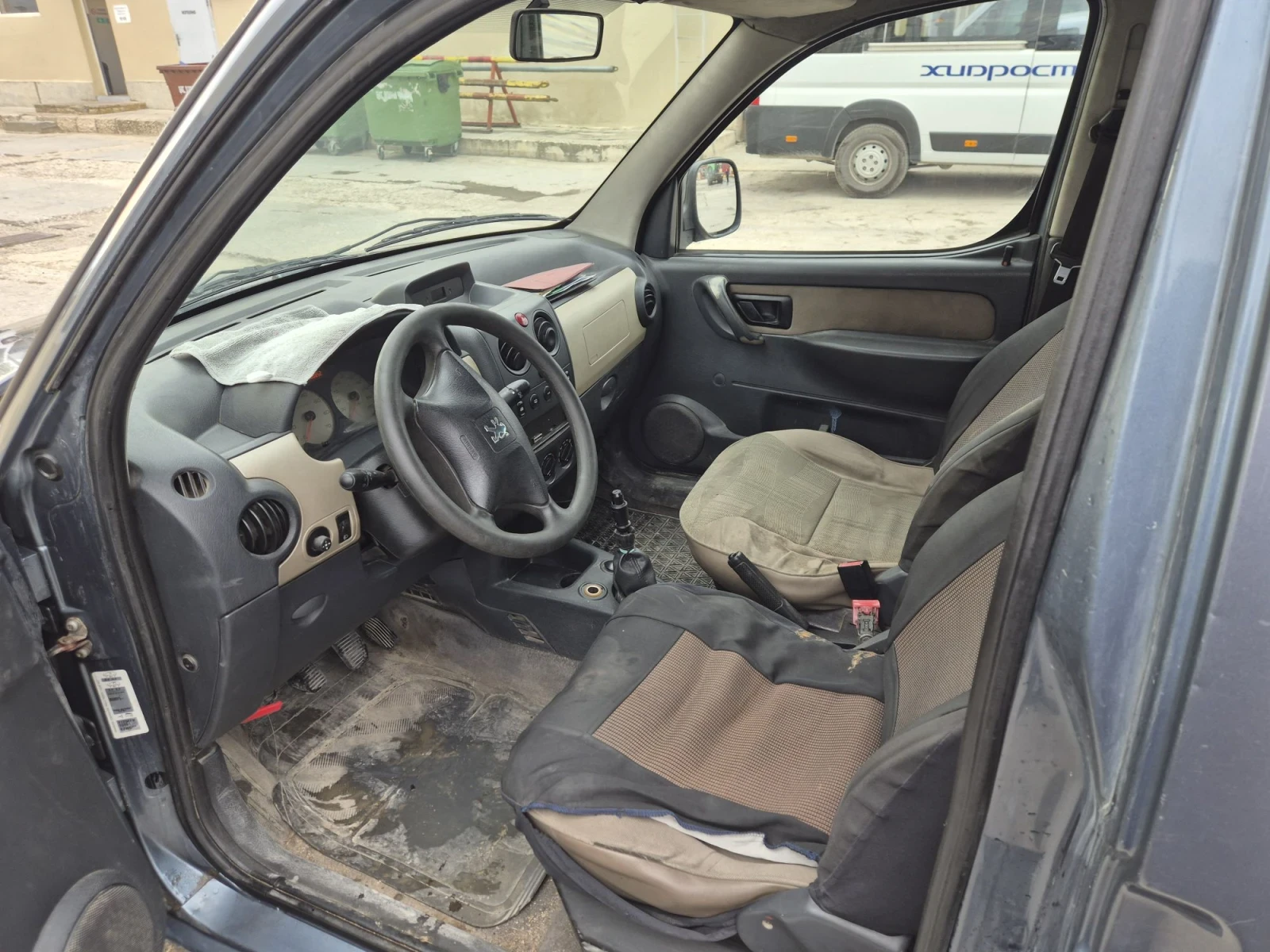 Peugeot Partner, снимка 9 - Автомобили и джипове - 56188830