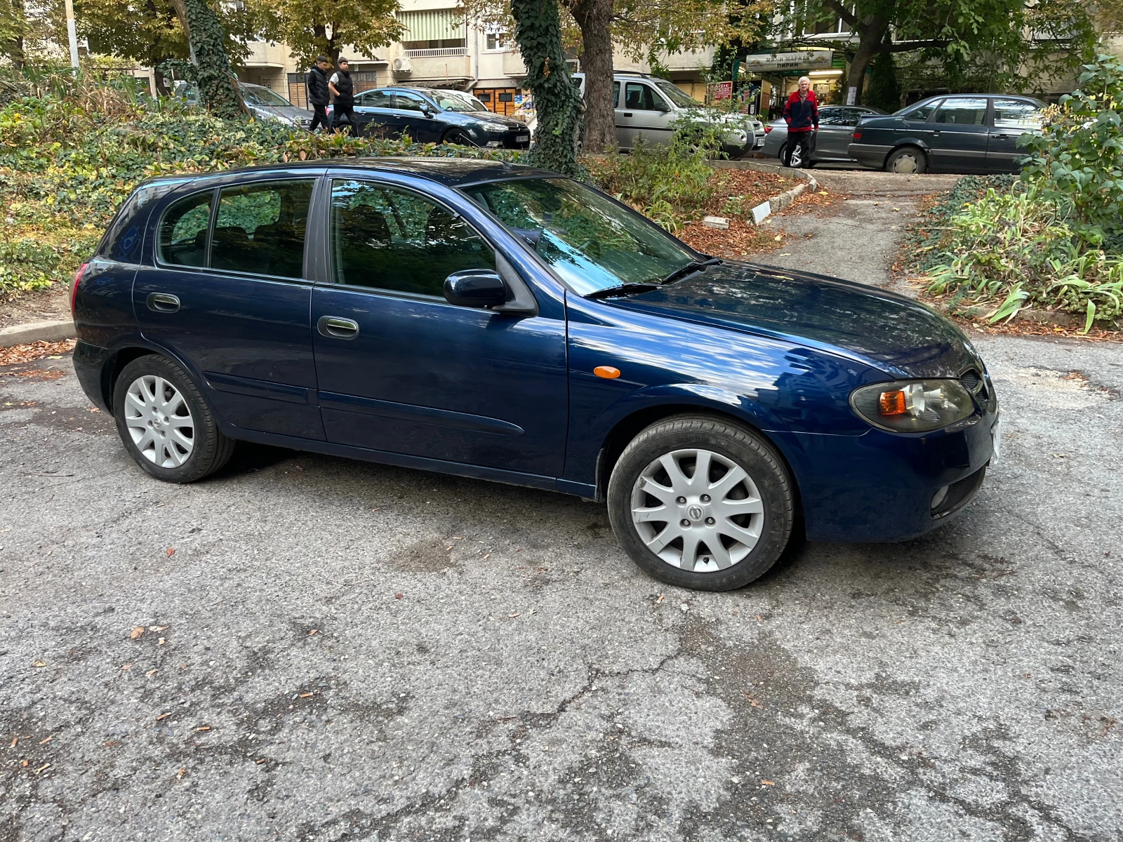 Nissan Almera 1.5 16V, снимка 2 - Автомобили и джипове - 56268753
