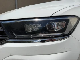 VW T-Roc 2.0 DSG, снимка 2
