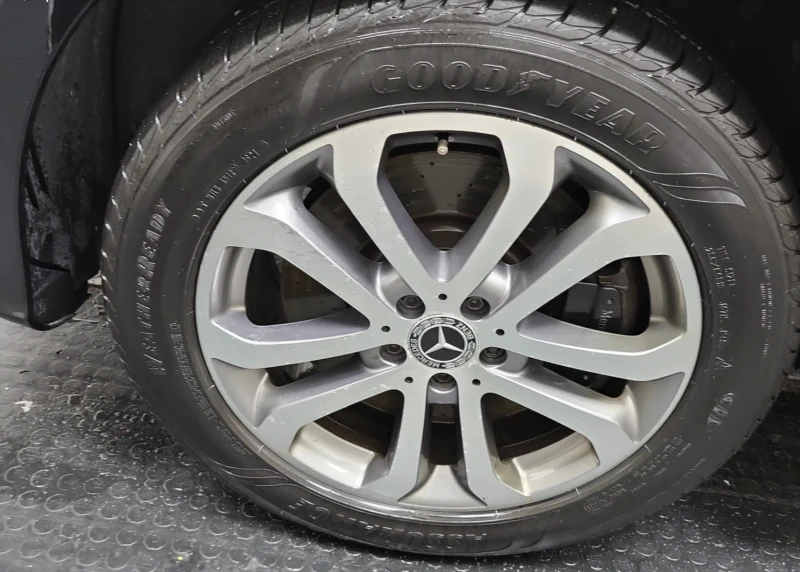 Mercedes-Benz GLE 400 АВТОКРЕДИТ, снимка 14 - Автомобили и джипове - 52749672