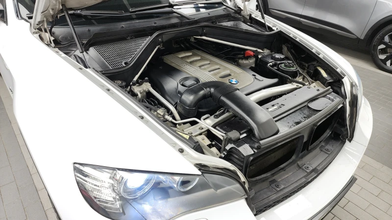 BMW X6 3.0d/Пълна сервизна история !!!, снимка 13 - Автомобили и джипове - 52695711