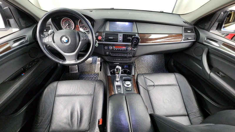 BMW X6 3.0d/Пълна сервизна история !!!, снимка 6 - Автомобили и джипове - 52695711