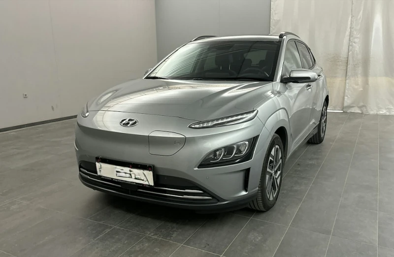 Hyundai Kona Фейслифт 64kWH сервизна кника, снимка 2 - Автомобили и джипове - 52723416