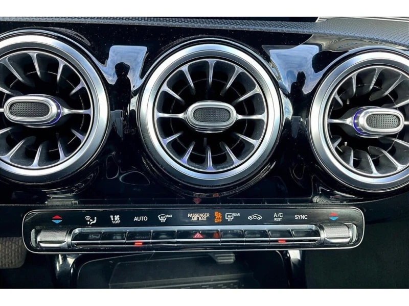 Mercedes-Benz GLE 53 4MATIC * CARFAX * ЦЕНА ДО БГ, снимка 13 - Автомобили и джипове - 52977649