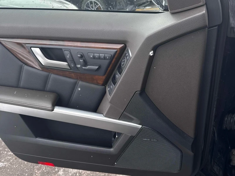 Mercedes-Benz GLK 350  CARFAX, снимка 13 - Автомобили и джипове - 53076691