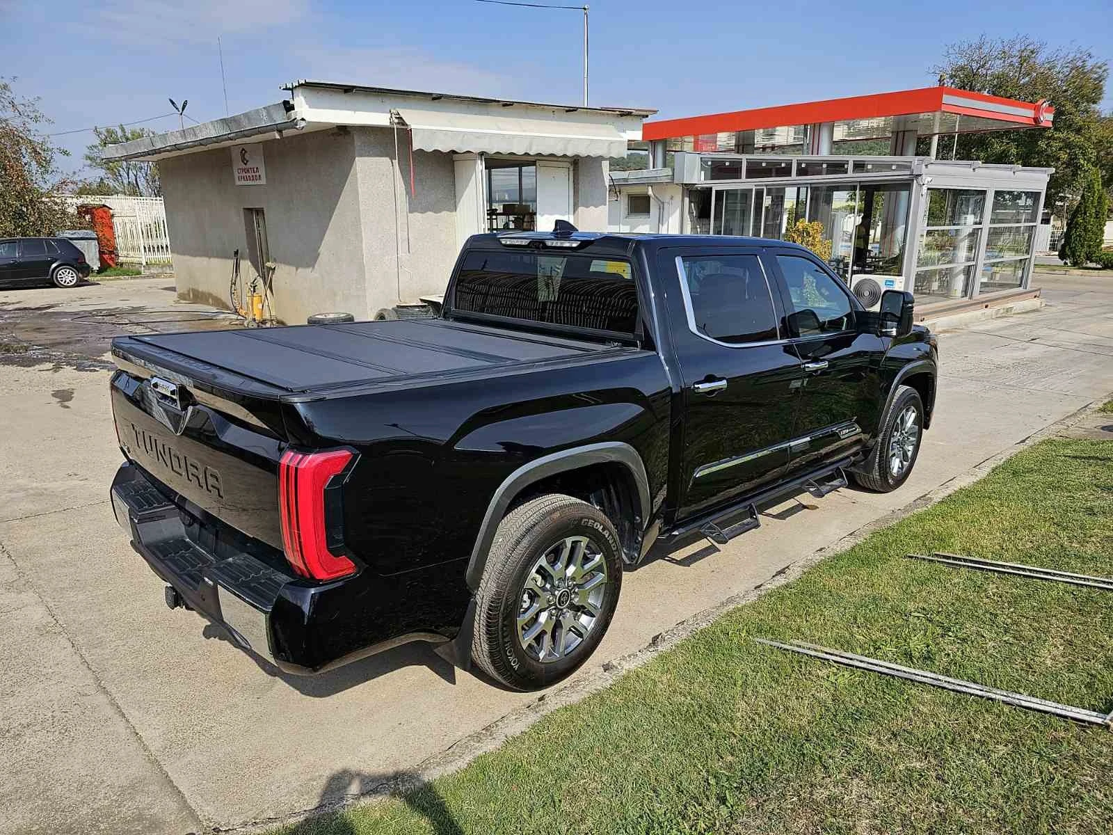 Toyota Tundra  - изображение 4