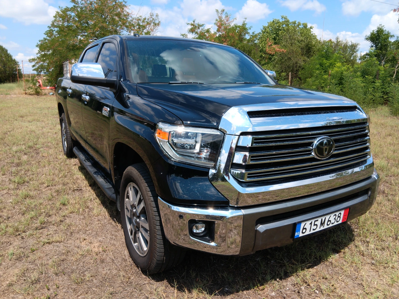 Toyota Tundra 5, 7L V8 1794 Limited Edition - изображение 3