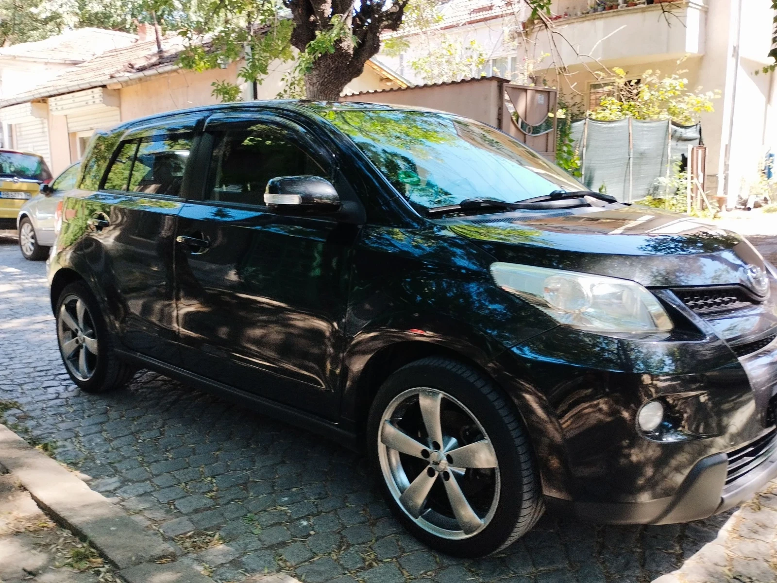 Toyota Urban Cruiser 1.33 - изображение 2