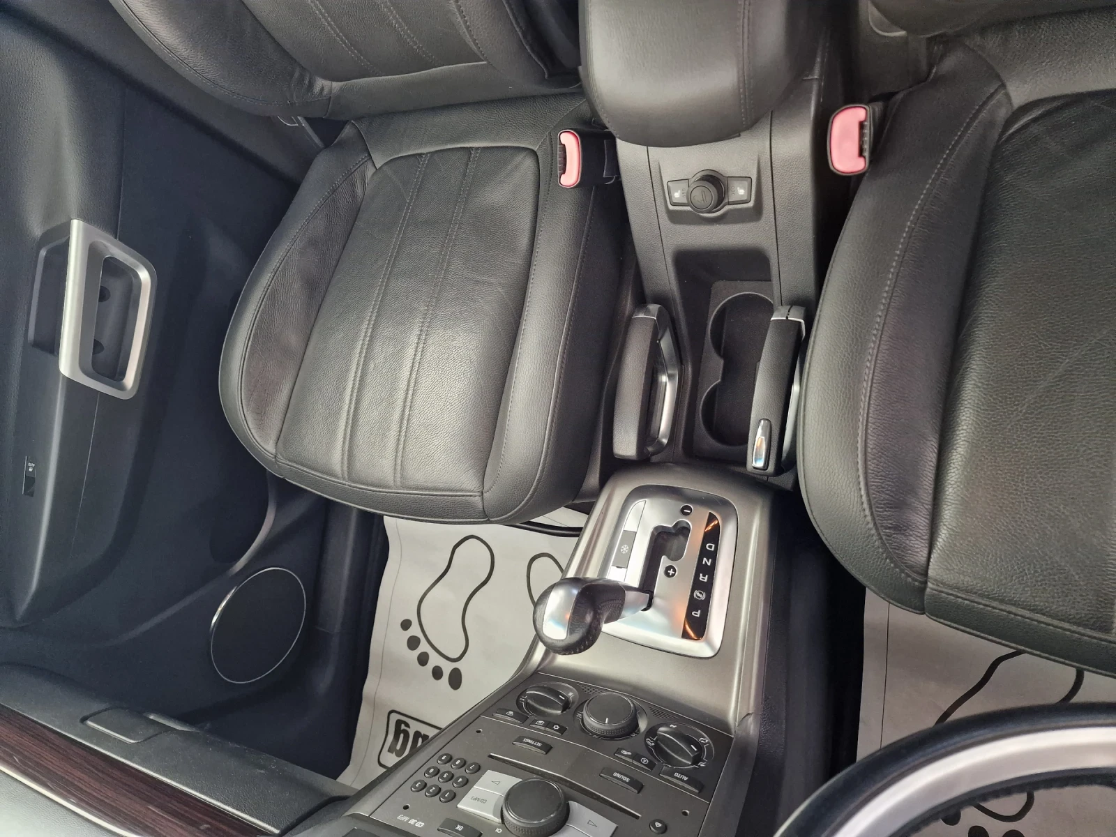 Opel Antara 2.0 150kc  АВТОМАТ КОЖА 4Х4 170000км ТОР - изображение 9