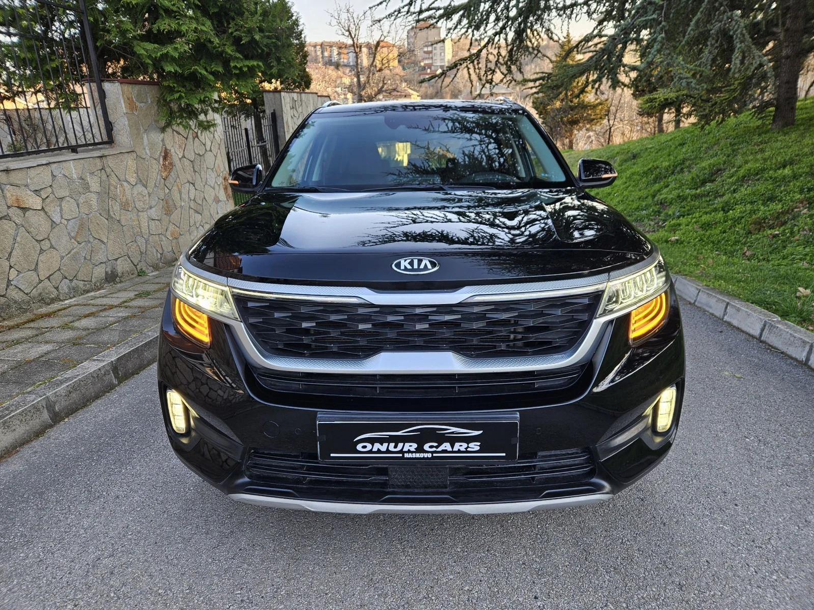 Kia Seltos 1.6 CRDi /�������/�����/DISTRONIC/KEYLESS GO/FULL | Mobile.bg � ����������� 2