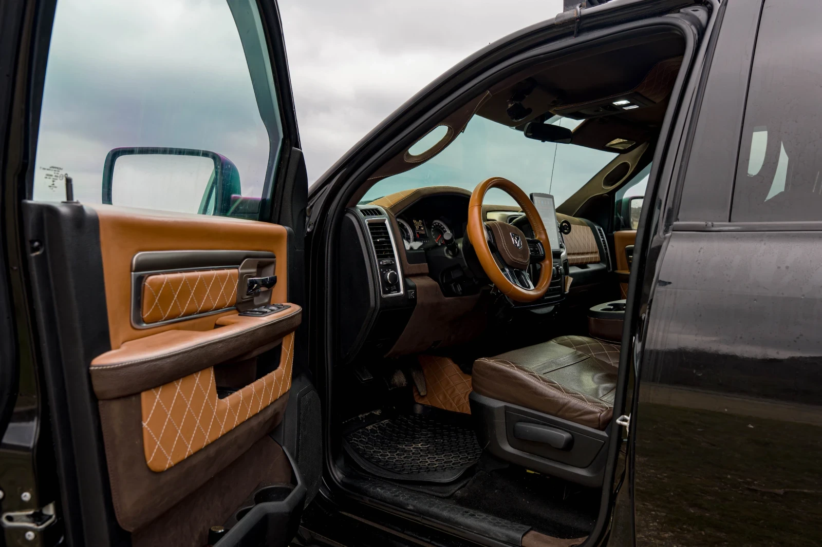 Dodge RAM 1500 DODGE RAM 2500 HEAVI DUTY, снимка 11 - Автомобили и джипове - 53840142