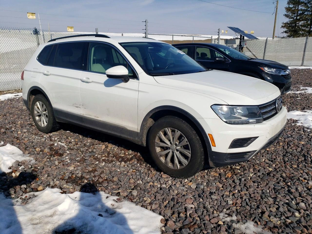 VW Tiguan 2.0l Volkswagen Se, снимка 4 - Автомобили и джипове - 54257386