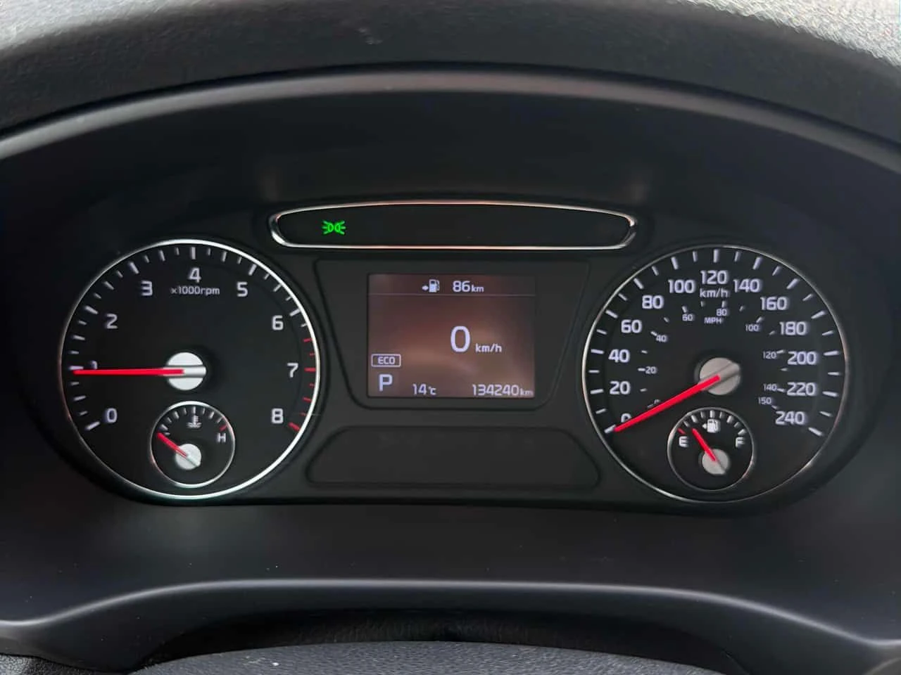 Kia Sorento * LX * ПОДГРЕВ* KEYLESS* , снимка 8 - Автомобили и джипове - 54526095