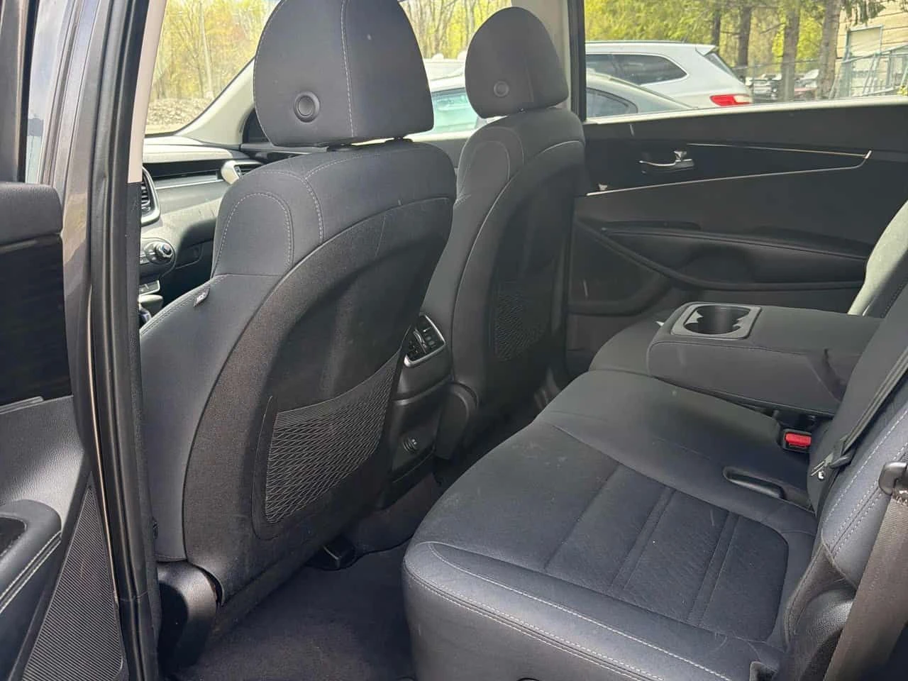 Kia Sorento * LX * ПОДГРЕВ* KEYLESS* , снимка 10 - Автомобили и джипове - 54526095