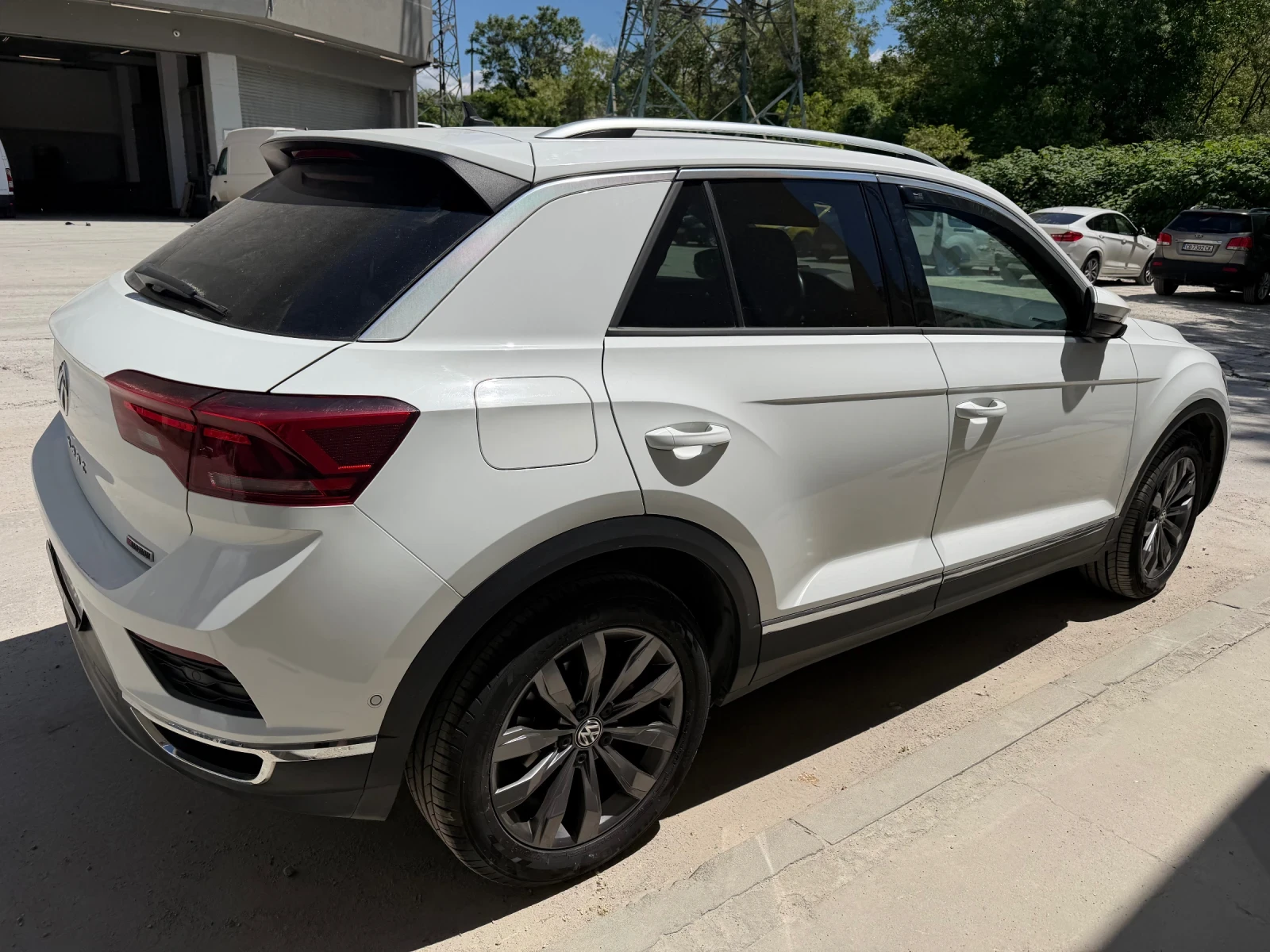 VW T-Roc 2.0 DSG, снимка 3 - Автомобили и джипове - 54710032