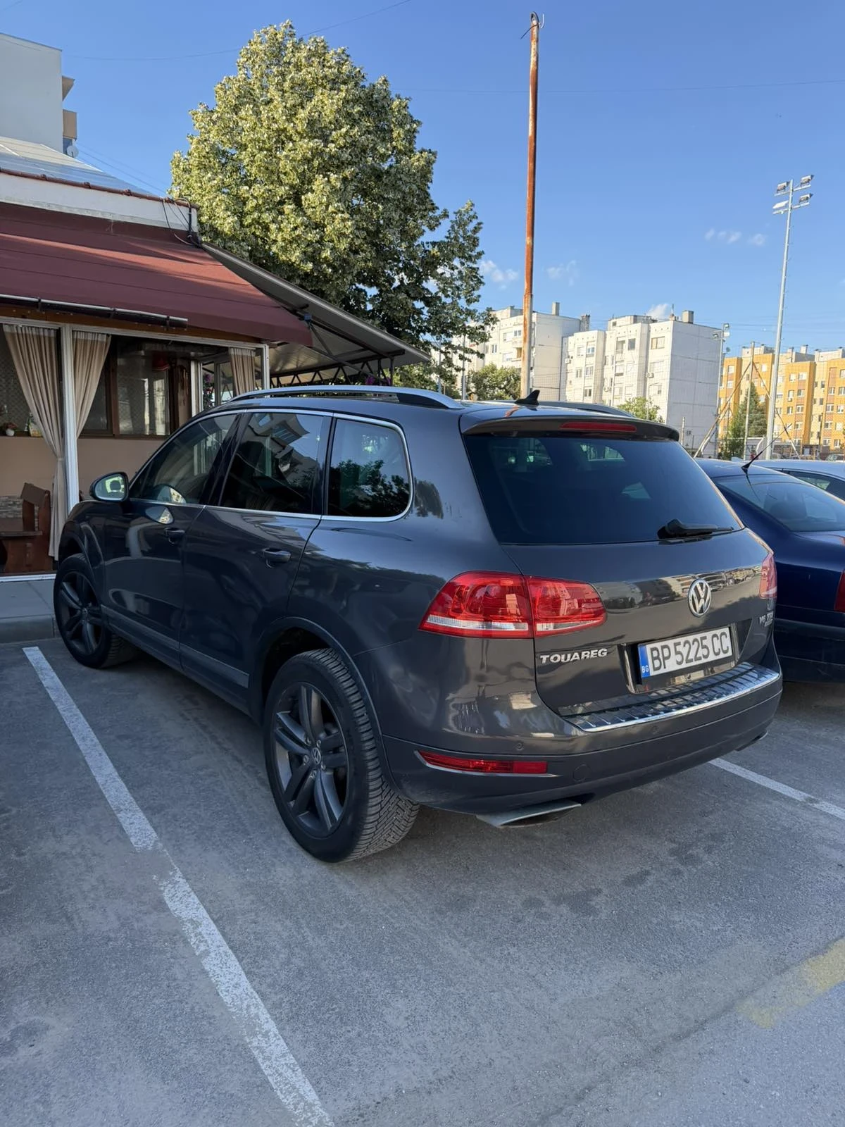 VW Touareg 3.0 tdi, снимка 3 - Автомобили и джипове - 54930148