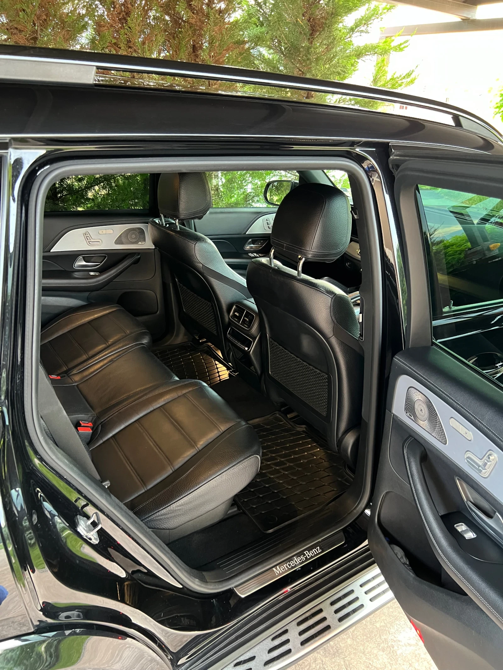 Mercedes-Benz GLS 350 120k Junge Sterne до 2027, снимка 9 - Автомобили и джипове - 55316484