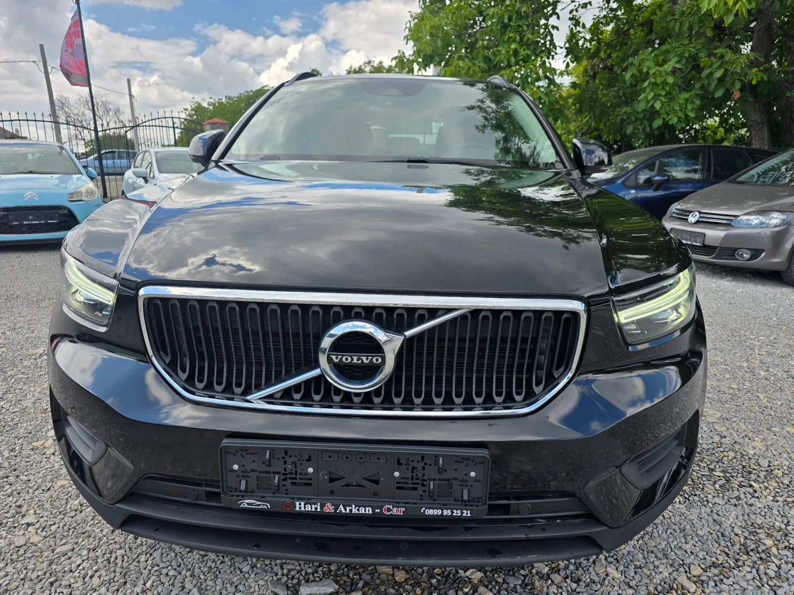 Volvo XC40 2.0D3-ЕВРО 6В-АВТОМАТ-НАВИГАЦИЯ-КАТО НОВ, снимка 2 - Автомобили и джипове - 55393431