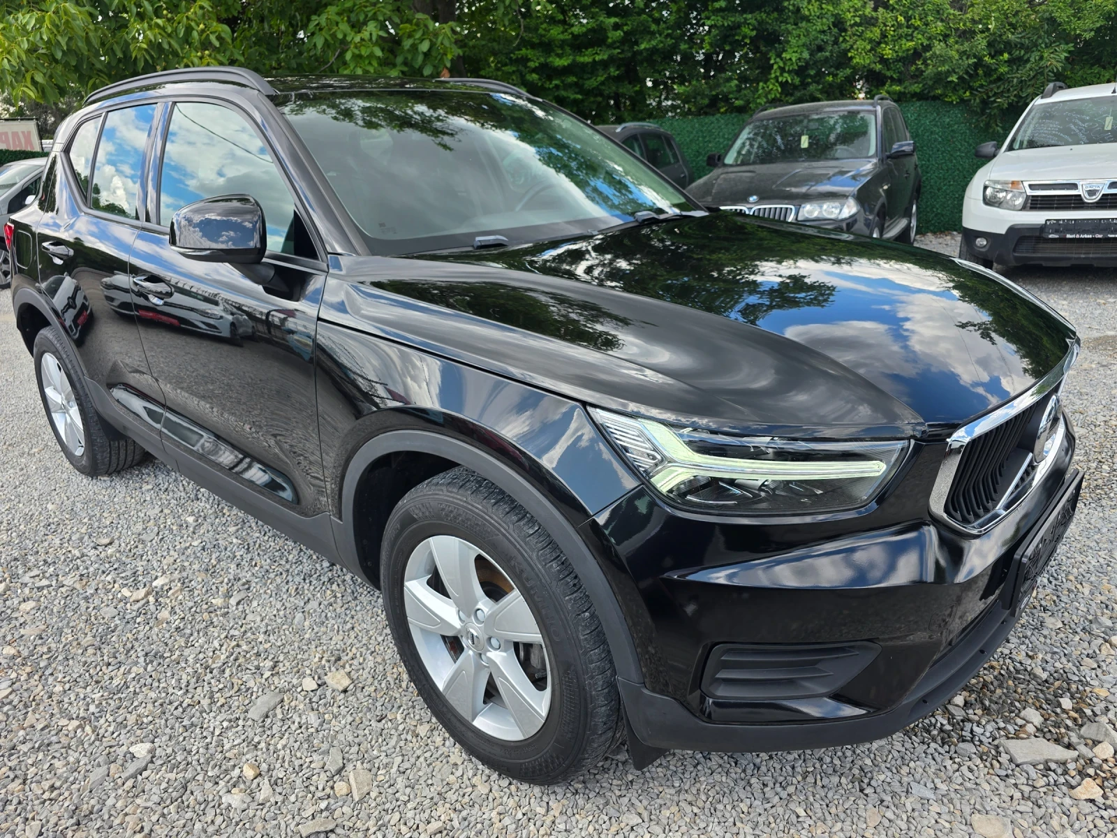 Volvo XC40 2.0D3-ЕВРО 6В-АВТОМАТ-НАВИГАЦИЯ-КАТО НОВ, снимка 6 - Автомобили и джипове - 55393431