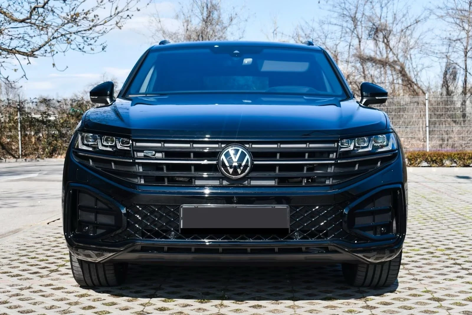 VW Touareg R Line+ Final Edition+ чисто нов, снимка 5 - Автомобили и джипове - 55622530