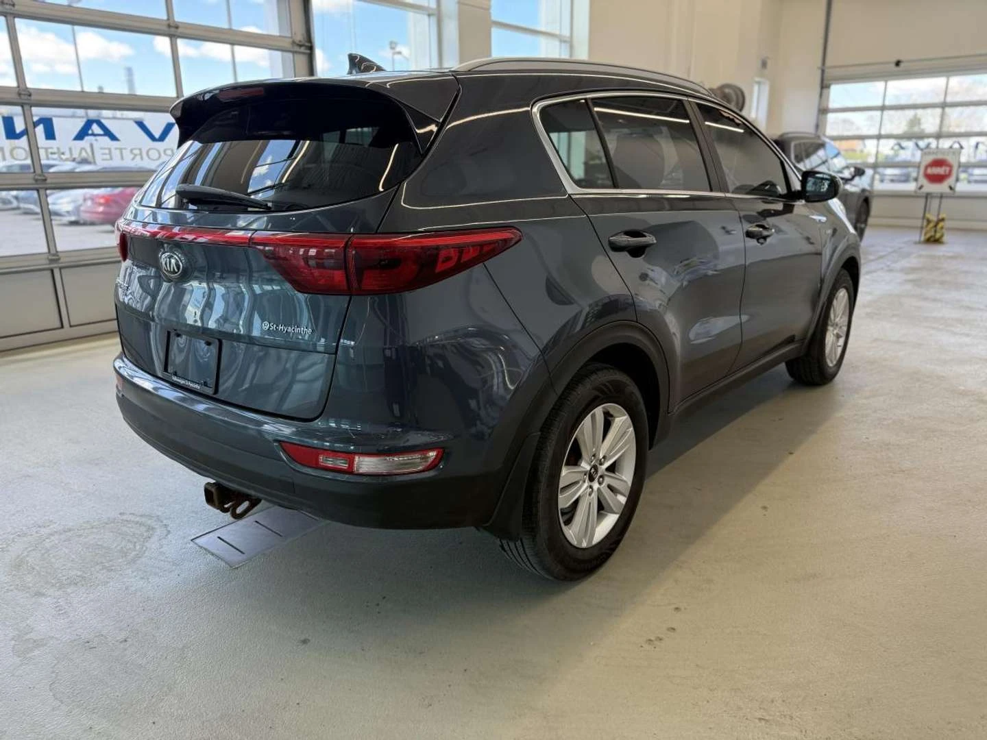 Kia Sportage, снимка 6 - Автомобили и джипове - 56019832