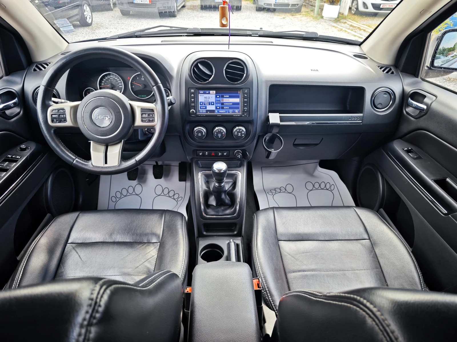 Jeep Compass 2.2 Нави/Кожа, снимка 9 - Автомобили и джипове - 56067383