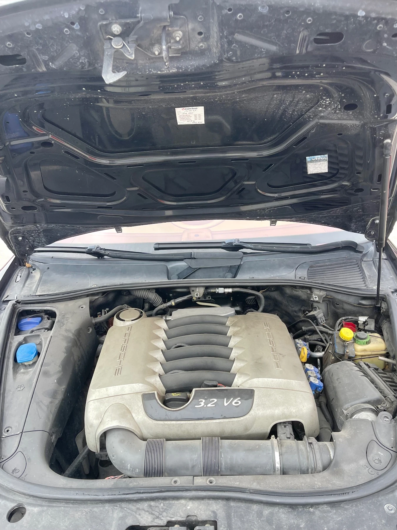 Porsche Cayenne 3.2 LPG, снимка 17 - Автомобили и джипове - 56222961