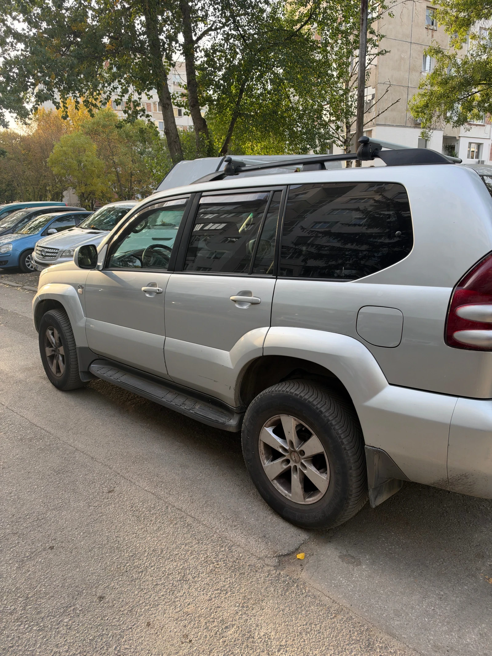 Toyota Land cruiser, снимка 4 - Автомобили и джипове - 56415125