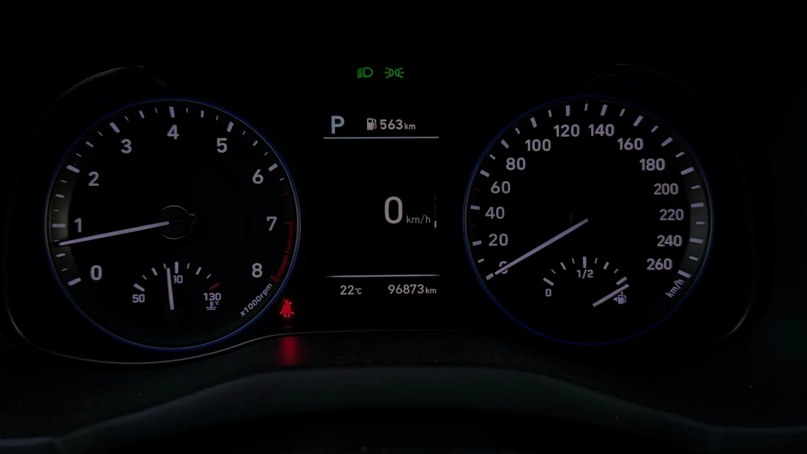 Hyundai Kona, снимка 14 - Автомобили и джипове - 56433293