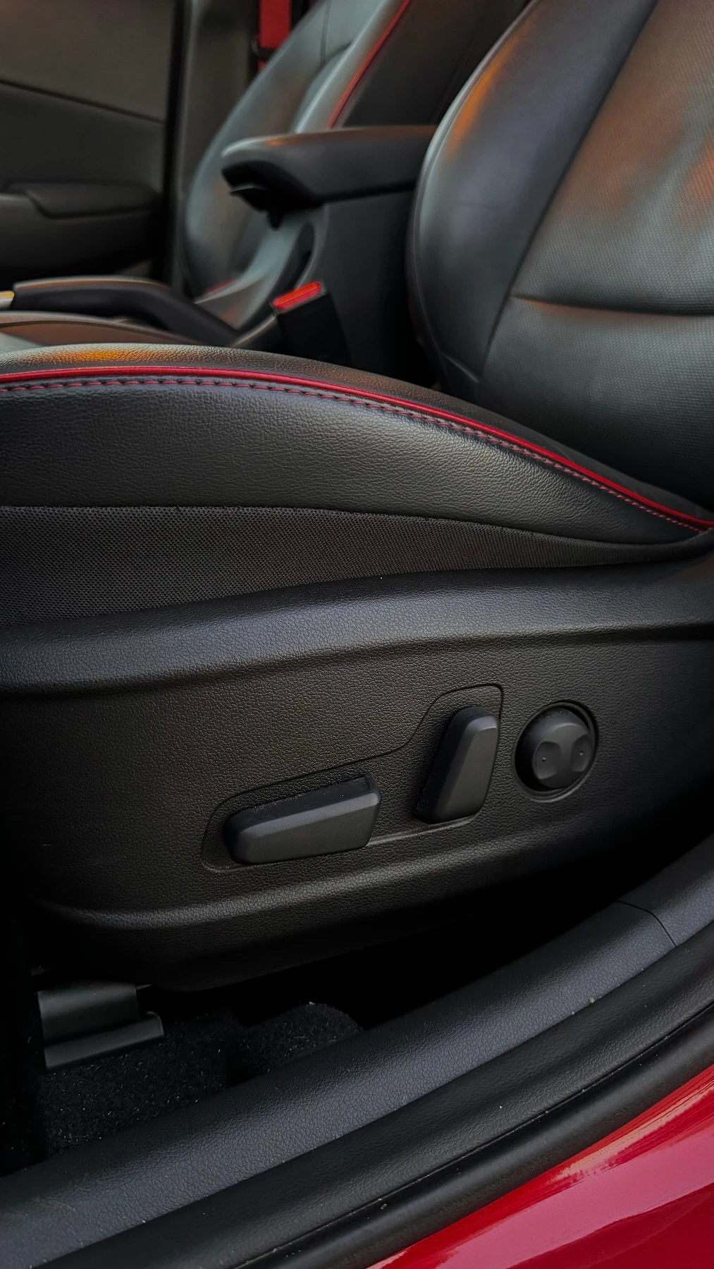 Hyundai Kona, снимка 10 - Автомобили и джипове - 56433293