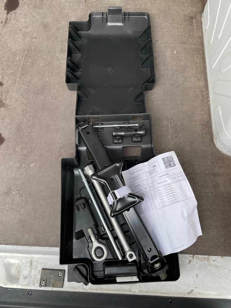 Peugeot Boxer 2.2 BlueHDI, снимка 9 - Бусове и автобуси - 49667627