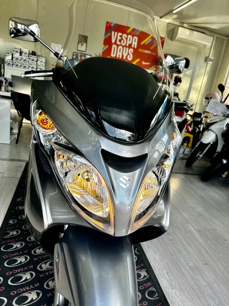 Suzuki Burgman 400i ABS 10.2011г., снимка 1 - Мотоциклети и мототехника - 46747795