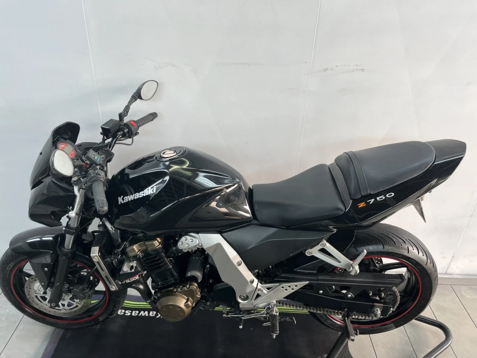 Kawasaki Z 750 - изображение 10