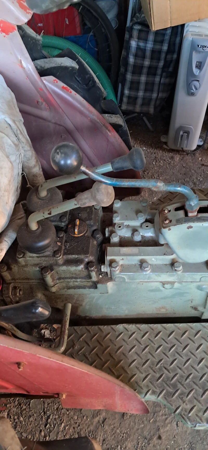 Трактор Yanmar 2210, снимка 4 - Селскостопанска техника - 52252134