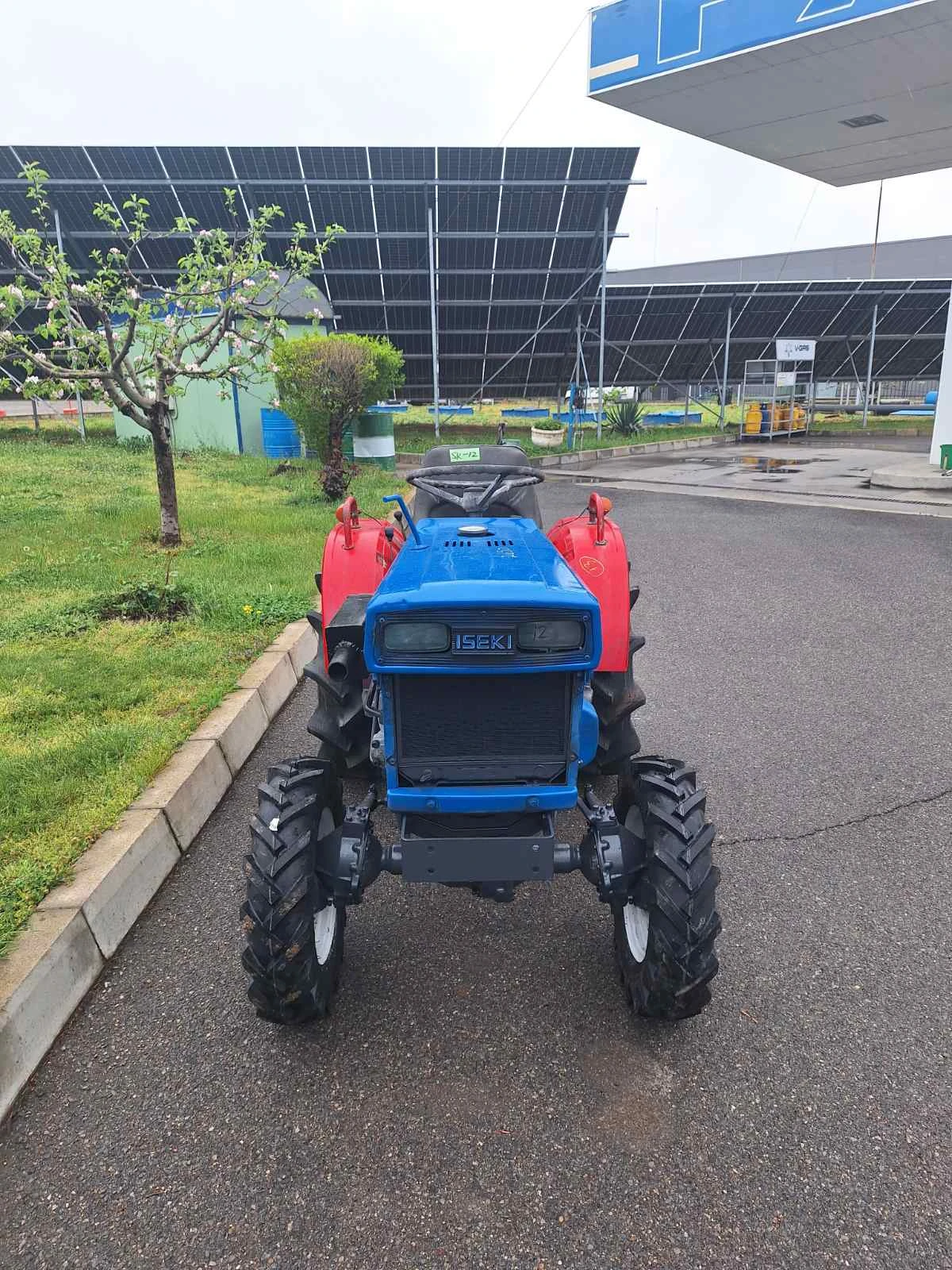 ������� ISEKI ���� ���� ������ | Mobile.bg � ����������� 2