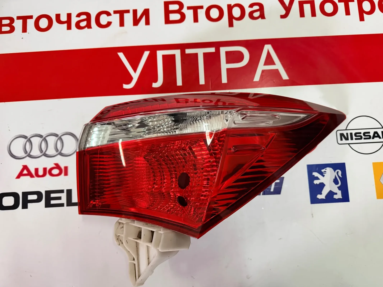 81550-02760 ����� ���� TOYOTA COROLLA 2016 81550-02760  | Mobile.bg � ����������� 1