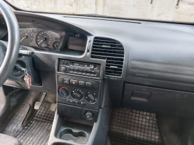 Opel Zafira, снимка 13
