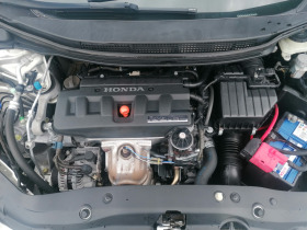 Honda Civic 1.8i 6skorosti, снимка 12
