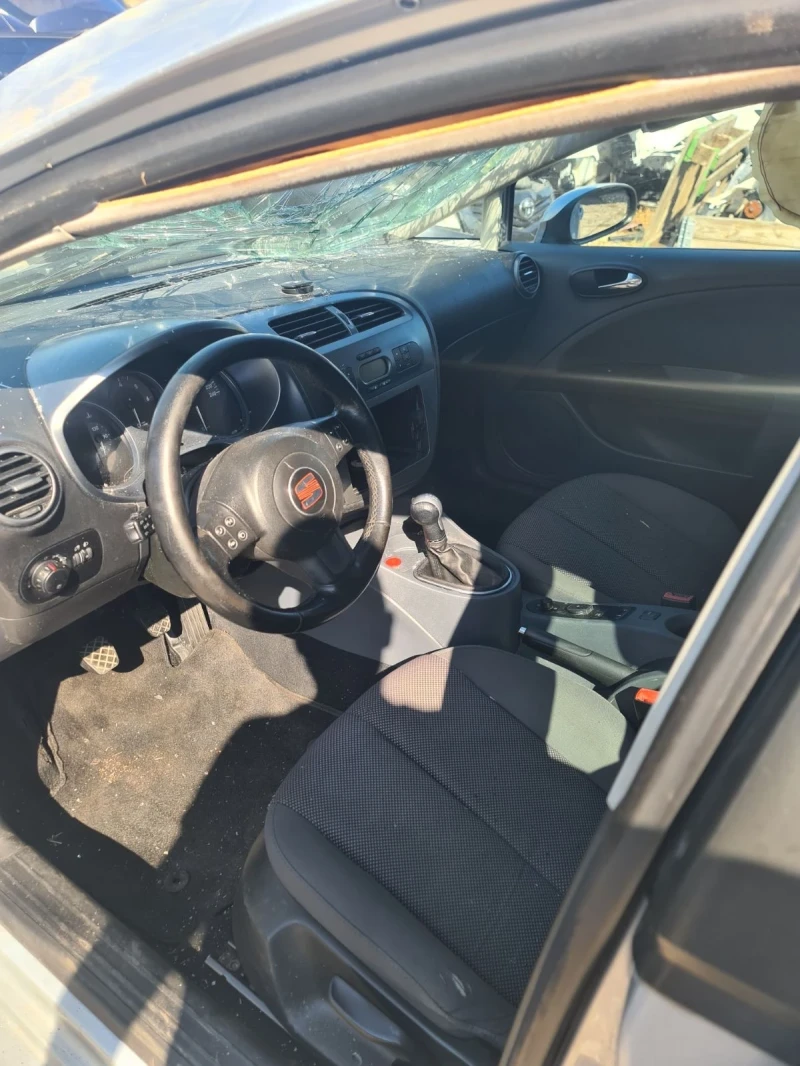 Seat Leon 1.9 tdi-2 бр., снимка 3 - Автомобили и джипове - 34418472
