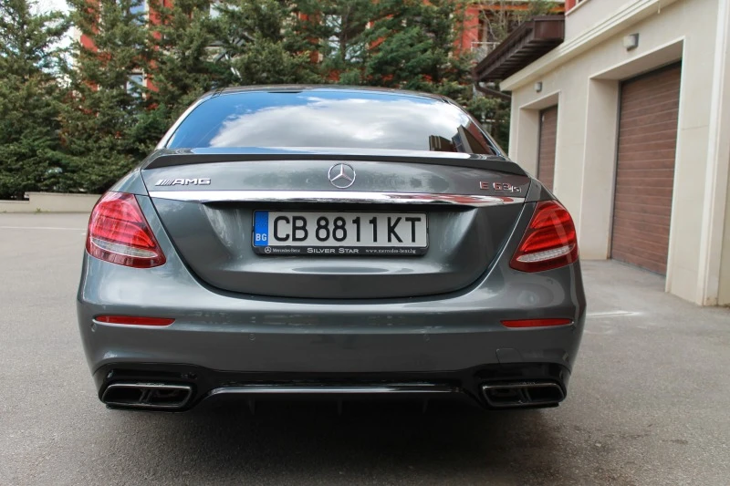 Mercedes-Benz E 63 AMG E63s 4Мatic + , снимка 8 - Автомобили и джипове - 46938741