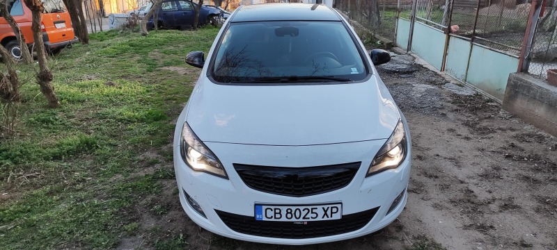 Opel Astra 1.4J Turbo, снимка 3 - Автомобили и джипове - 46255400
