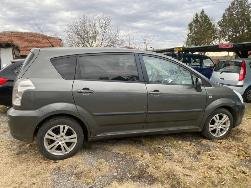 Toyota Corolla verso 1.6 i facelift, снимка 4 - Автомобили и джипове - 49136646