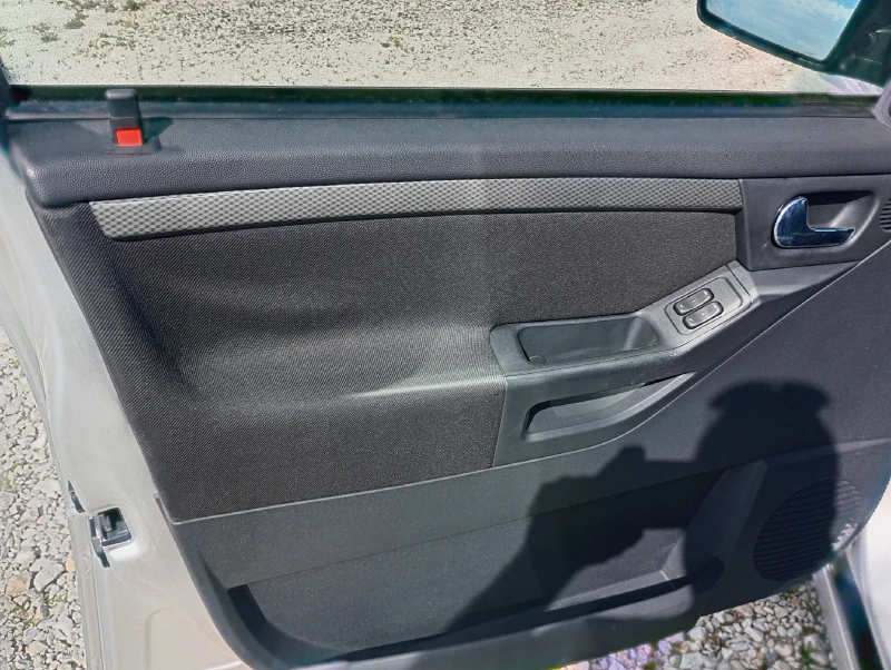 Opel Meriva 1.4i.Бензин.Перфектна, снимка 8 - Автомобили и джипове - 50349262