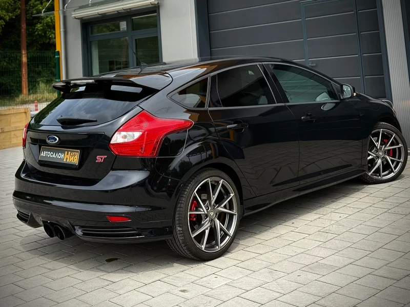 Ford Focus 2.0 * ST* NAVI* Recaro* , снимка 6 - Автомобили и джипове - 50412566