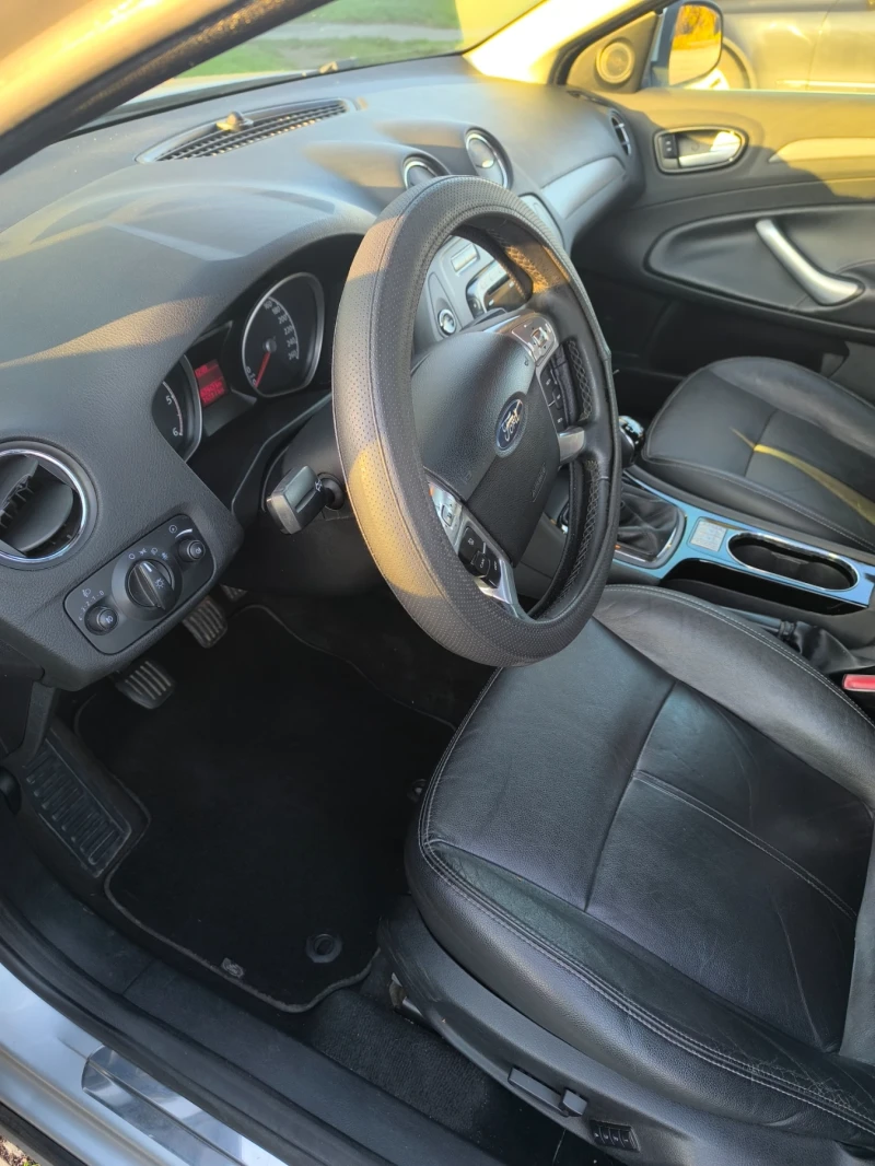 Ford Mondeo, снимка 7 - Автомобили и джипове - 52672945