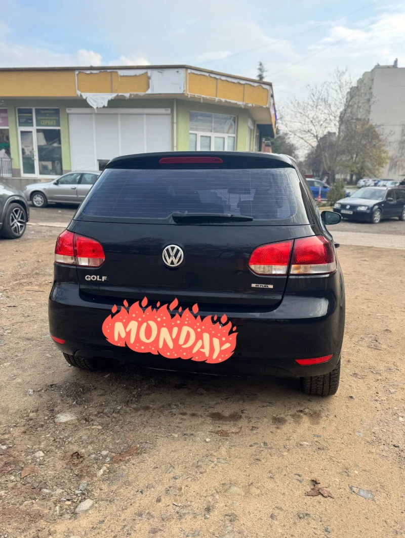 VW Golf, снимка 8 - Автомобили и джипове - 52699042