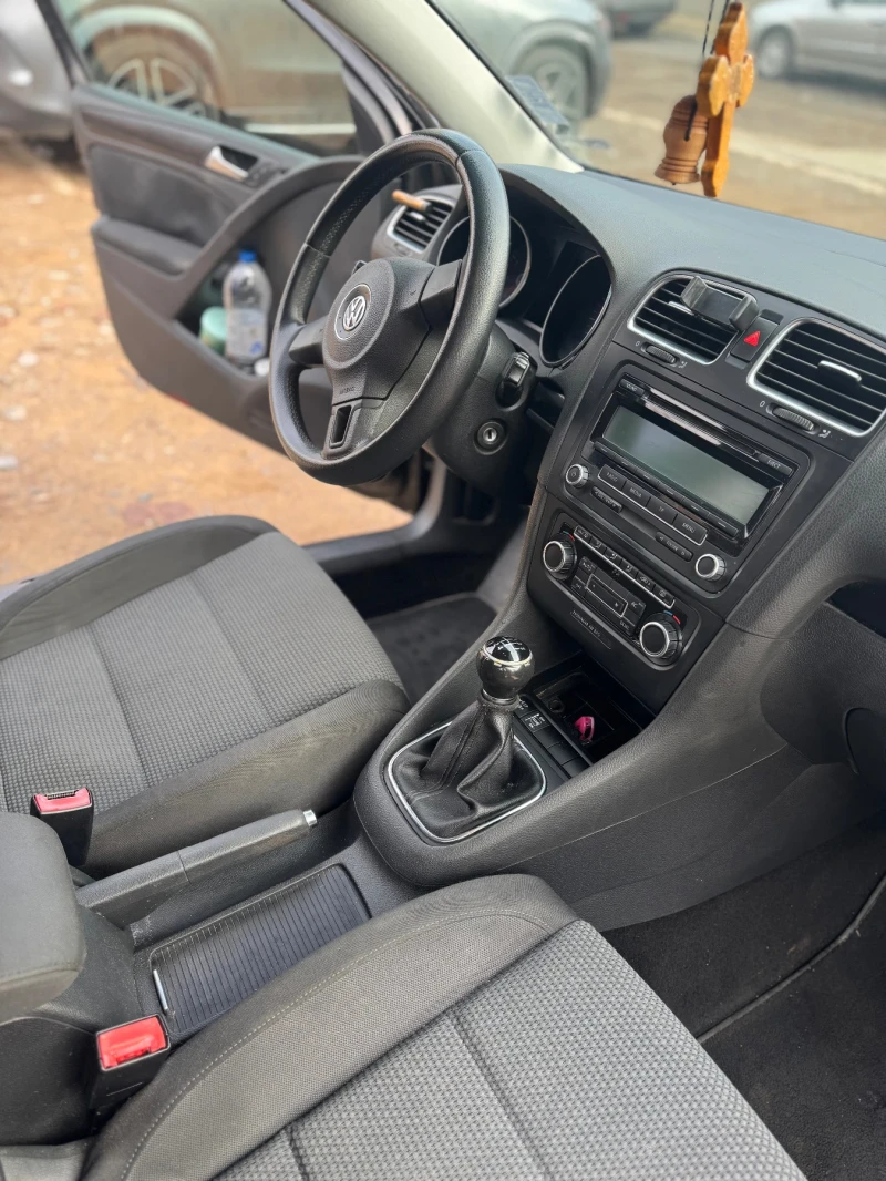 VW Golf, снимка 16 - Автомобили и джипове - 52699042