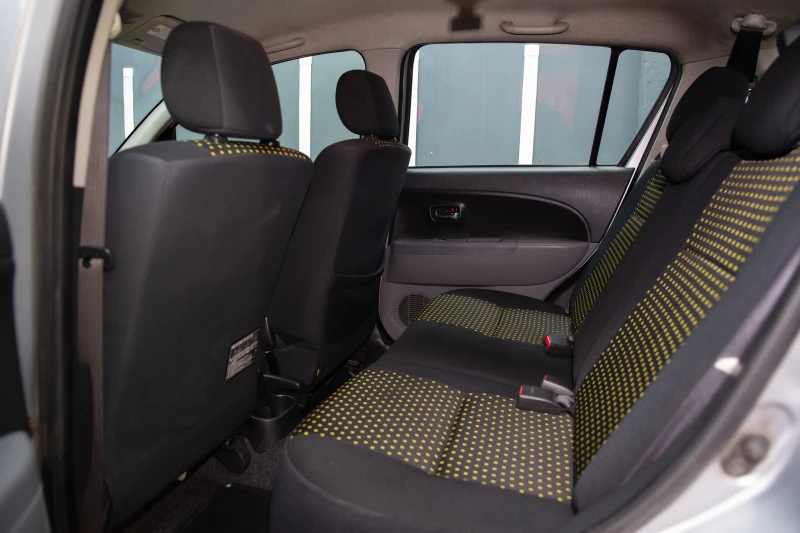 Daihatsu Sirion 1.4 98кс АВТОМАТИК* , снимка 17 - Автомобили и джипове - 53260200