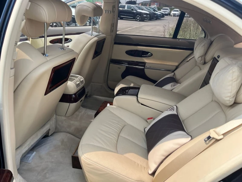 Maybach 57 * 4dr Sdn SWB * CARFAX * ЦЕНА ДО БГ, снимка 10 - Автомобили и джипове - 53383945