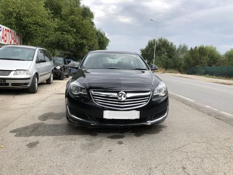 Opel Insignia 2.0 CDTi, снимка 8 - Автомобили и джипове - 34464478